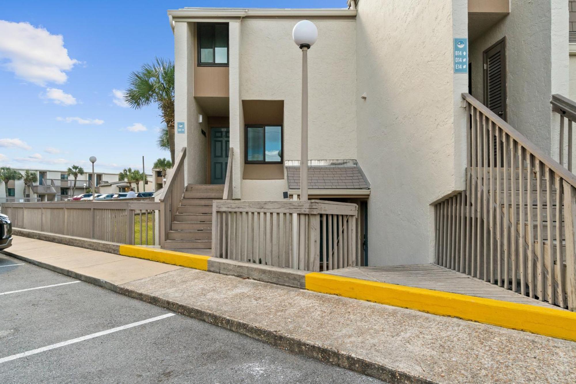 Sugar Beach Condominium #A14 By Book That Condo Panama City Beach Exterior photo