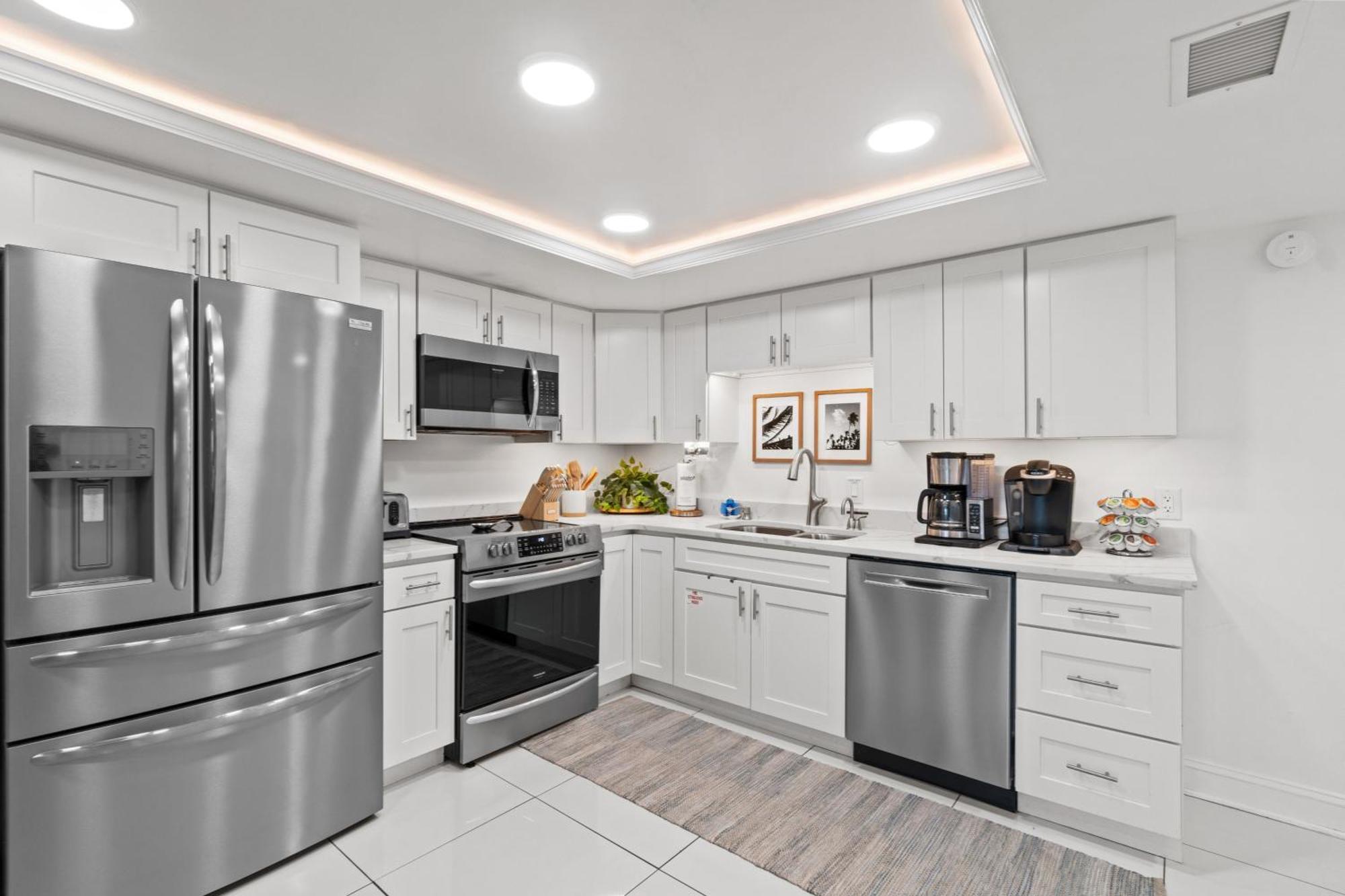 Sugar Beach Condominium #A14 By Book That Condo Panama City Beach Exterior photo